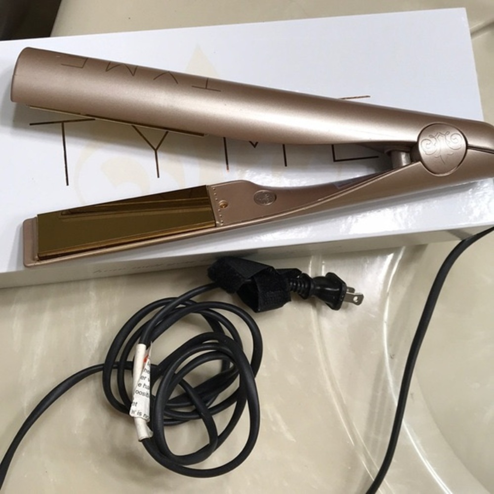 Tyme hair iron